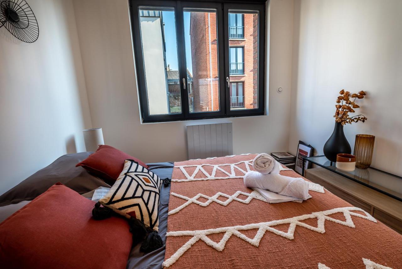Downtown Rooftop - Centre Ville - Wifi - Terrasse - Netflix Амиен Екстериор снимка