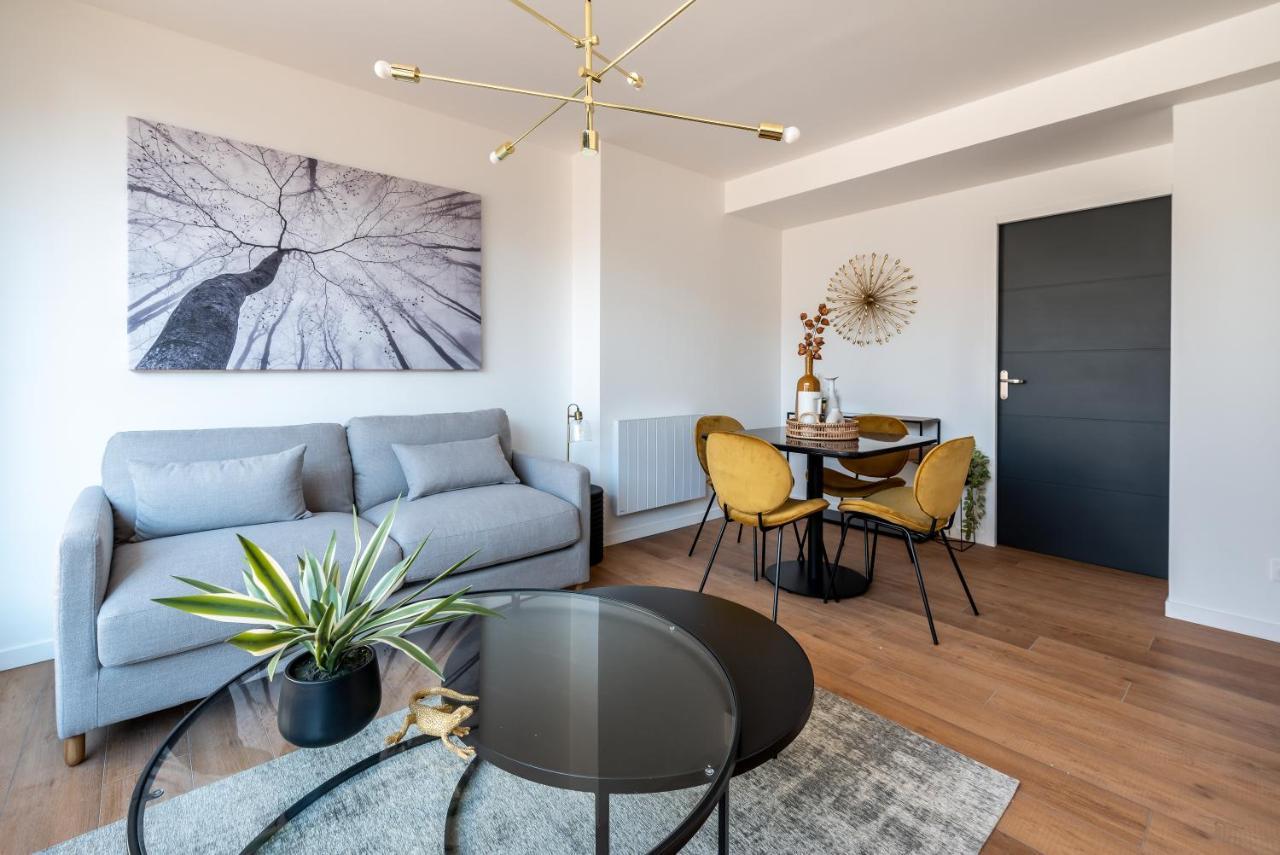 Downtown Rooftop - Centre Ville - Wifi - Terrasse - Netflix Амиен Екстериор снимка